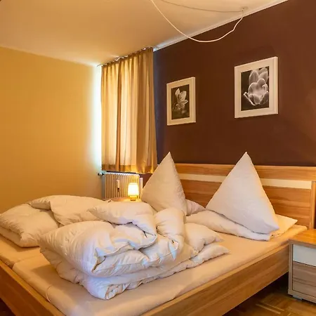 Apartment Ferienwohnpark Zwei-zimmer-apartment 53 09 Immenstaad am Bodensee